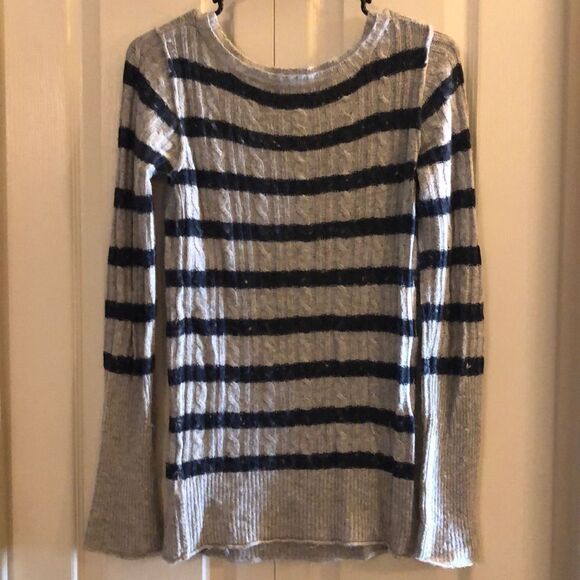 Twenty One Striped Long Sleeve V Neck Sweater Size S - Picture 5 of 5